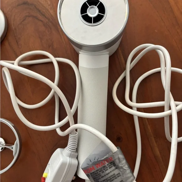 Zuvi Halo Hair Dryer - Picture 13 of 15